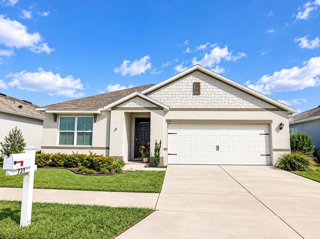 Photo of 721 Kindred Lane, Auburndale, FL 33823 (MLS # O6440630)