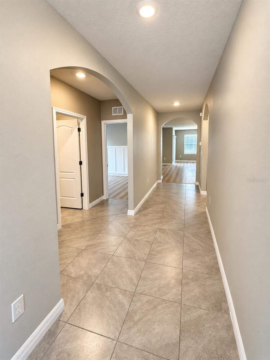 721 KINDRED LANE
