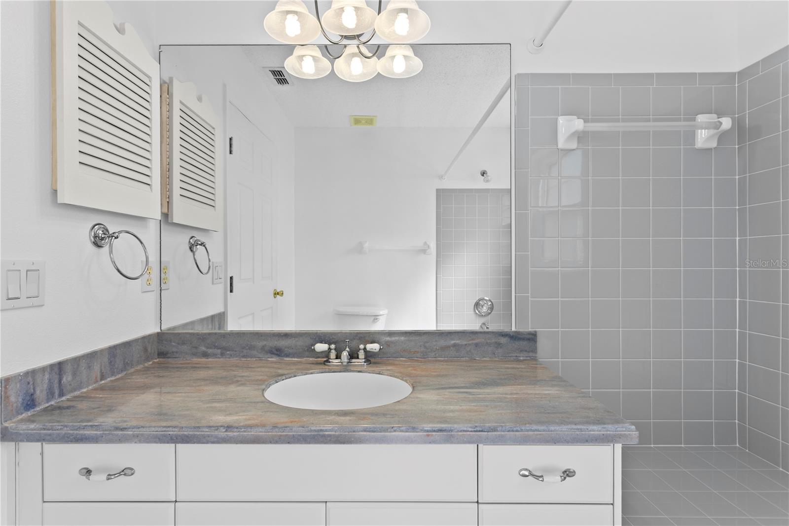 MAXIMO MOORINGS - Residential