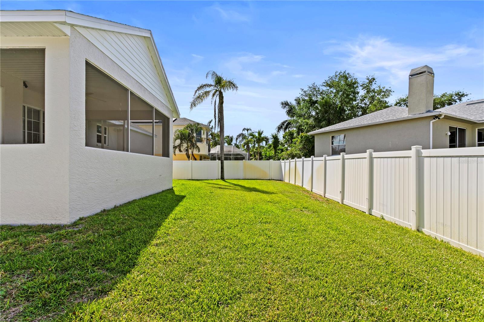 MAXIMO MOORINGS - Residential