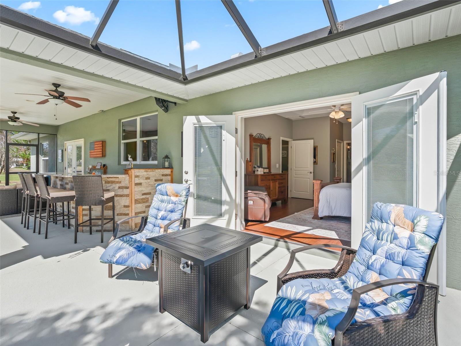 LAKES LADY LAKE - Residential