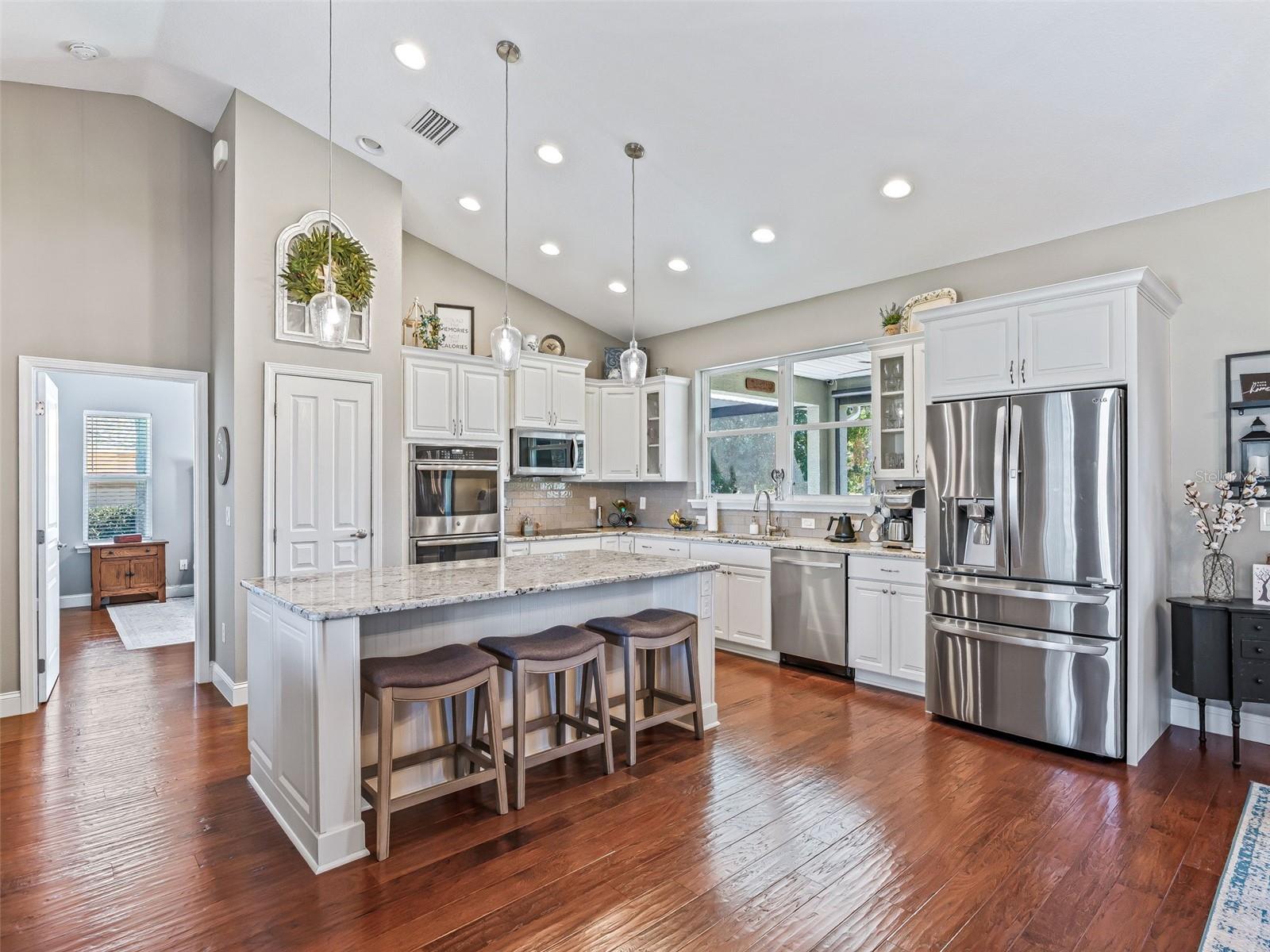 LAKES LADY LAKE - Residential