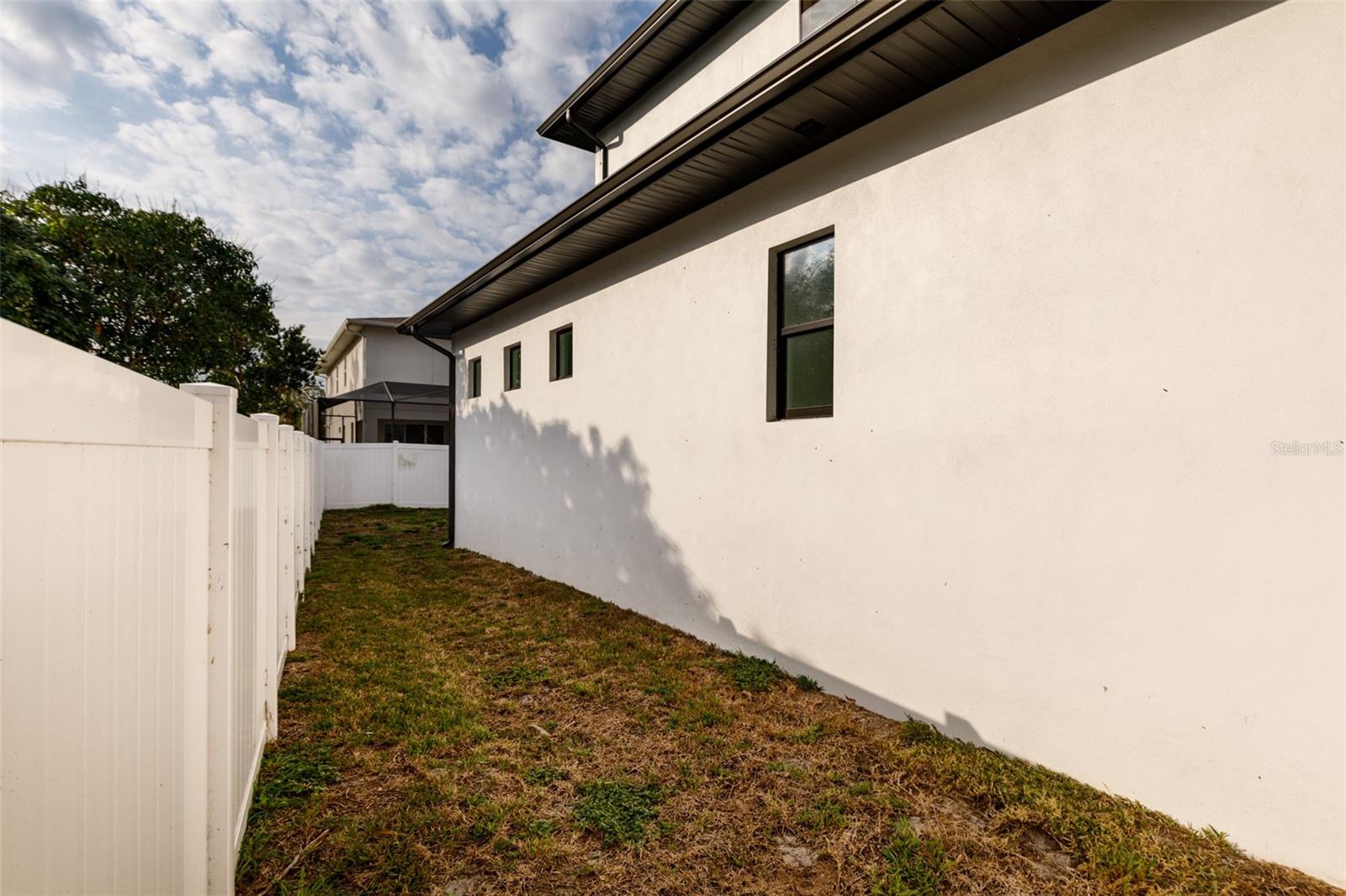 BAYHILL ESTATES ADD - Residential