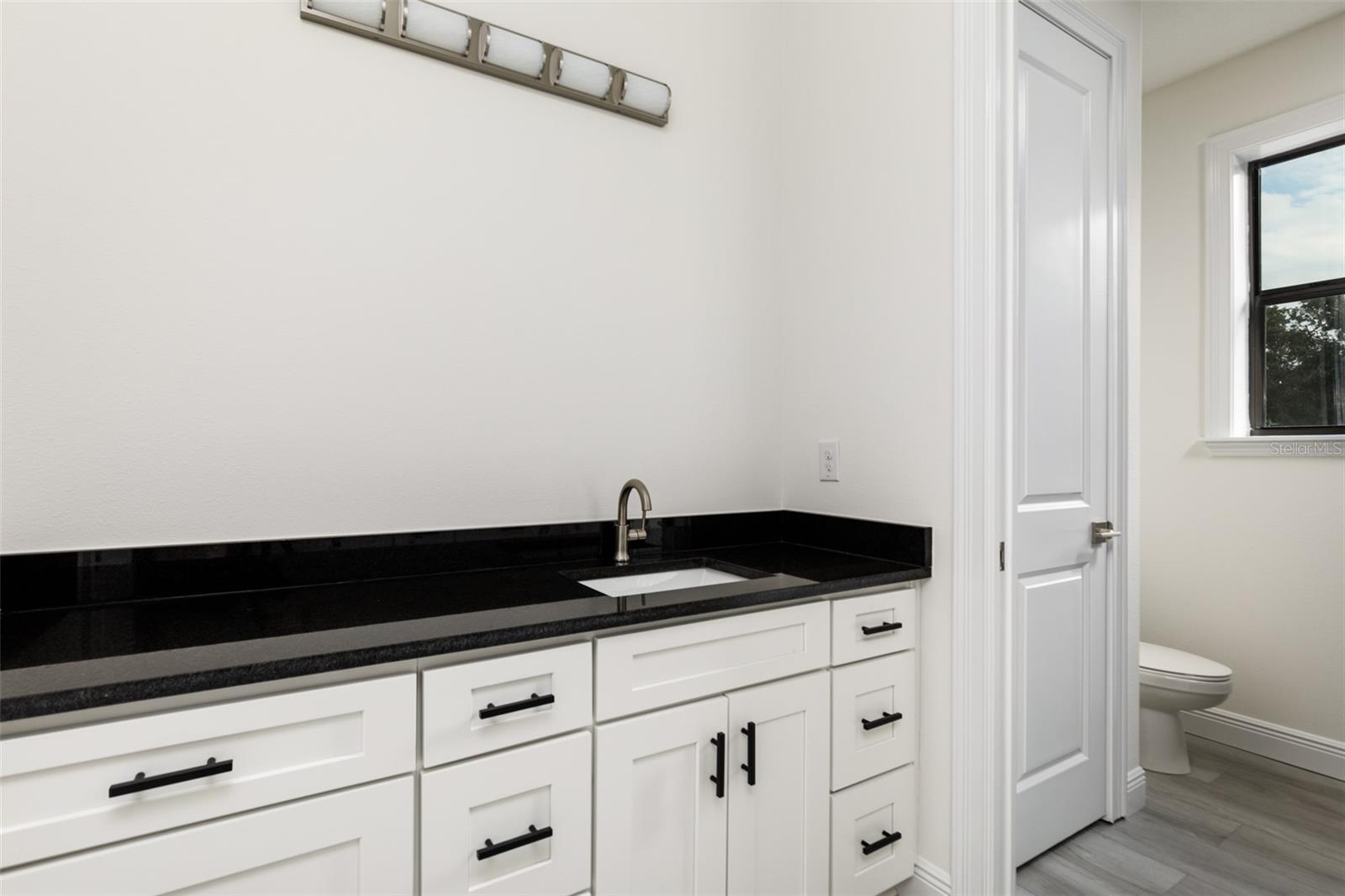 BAYHILL ESTATES ADD - Residential