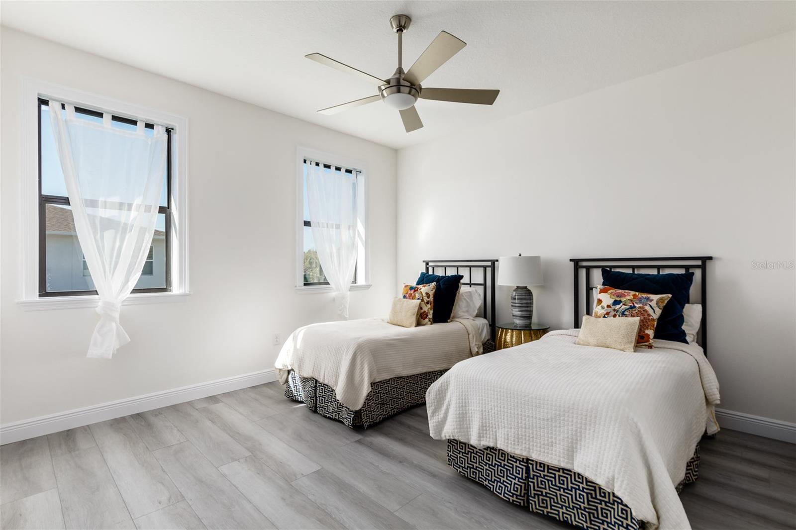 BAYHILL ESTATES ADD - Residential