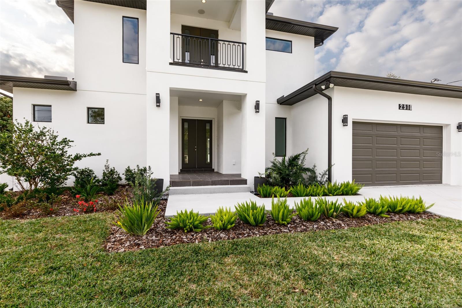 BAYHILL ESTATES ADD - Residential