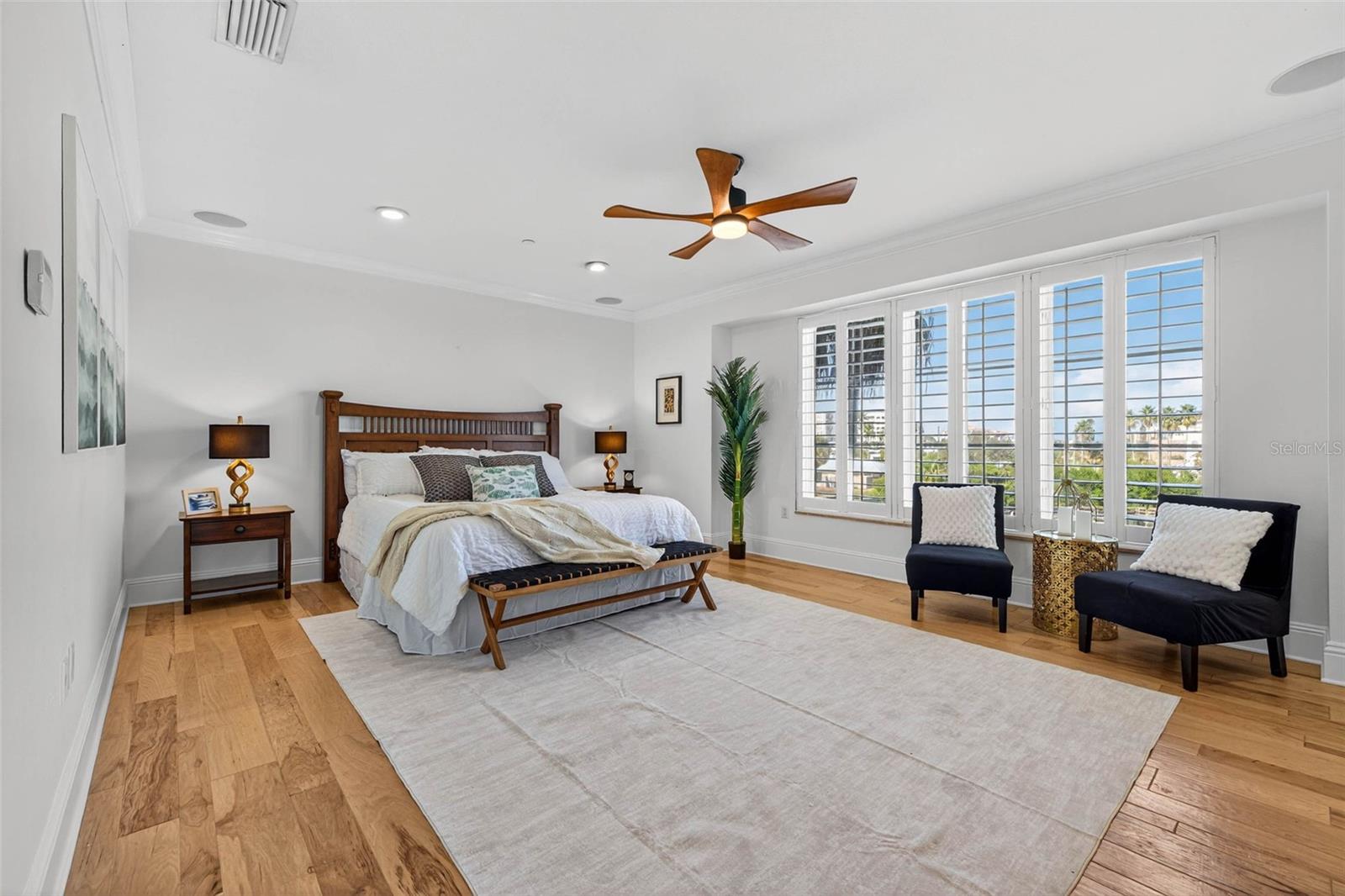 BELLE HARBOR CONDO - Residential