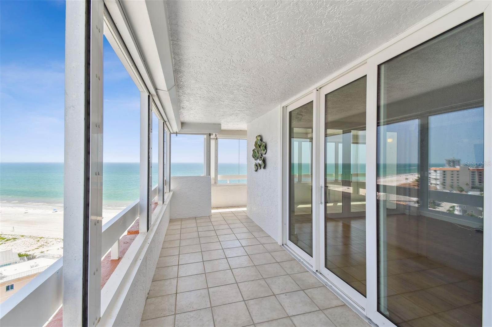 REDINGTON TOWERS 1 CONDO - Residential