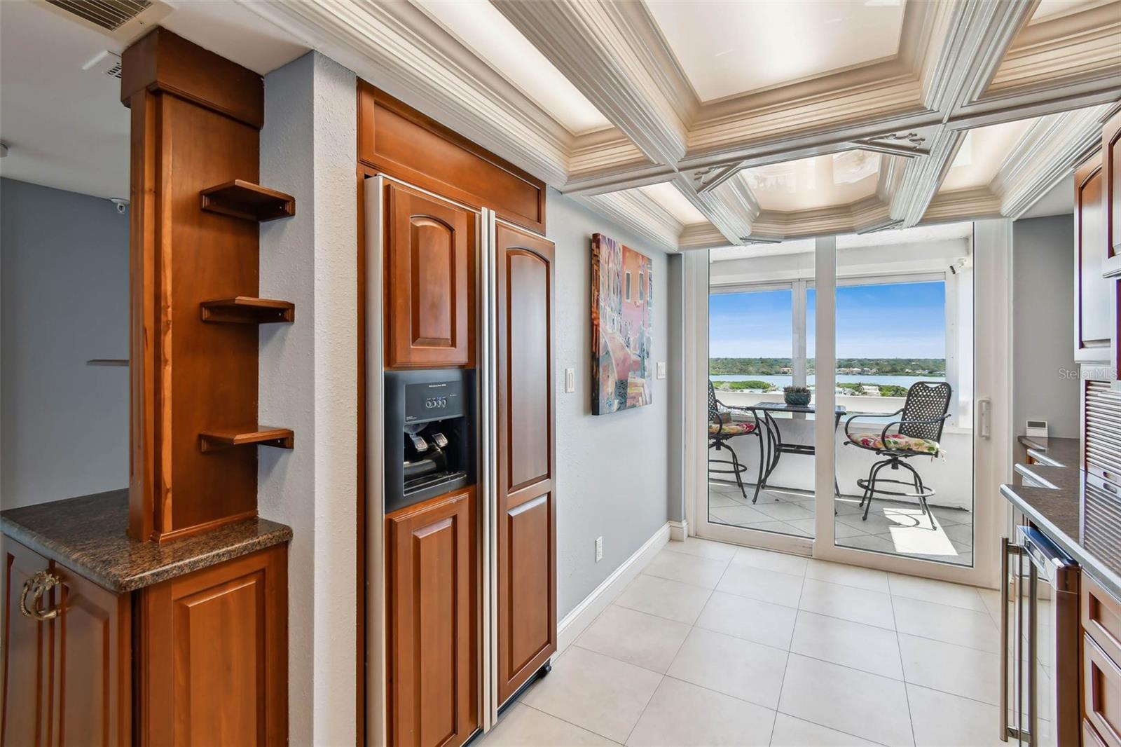 REDINGTON TOWERS 1 CONDO - Residential