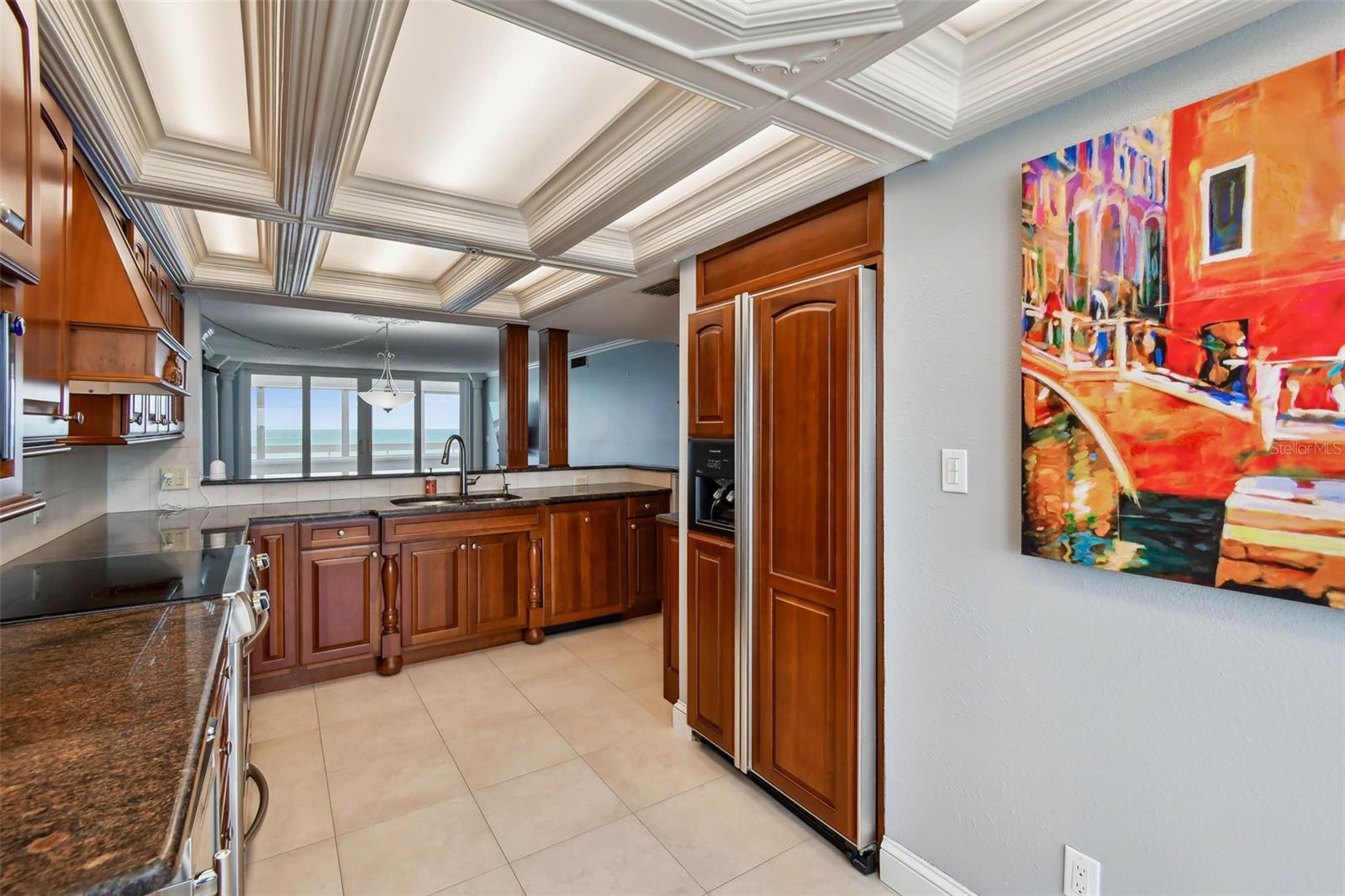 REDINGTON TOWERS 1 CONDO - Residential