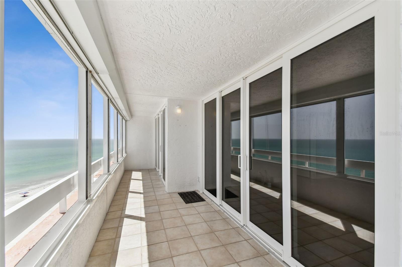 REDINGTON TOWERS 1 CONDO - Residential