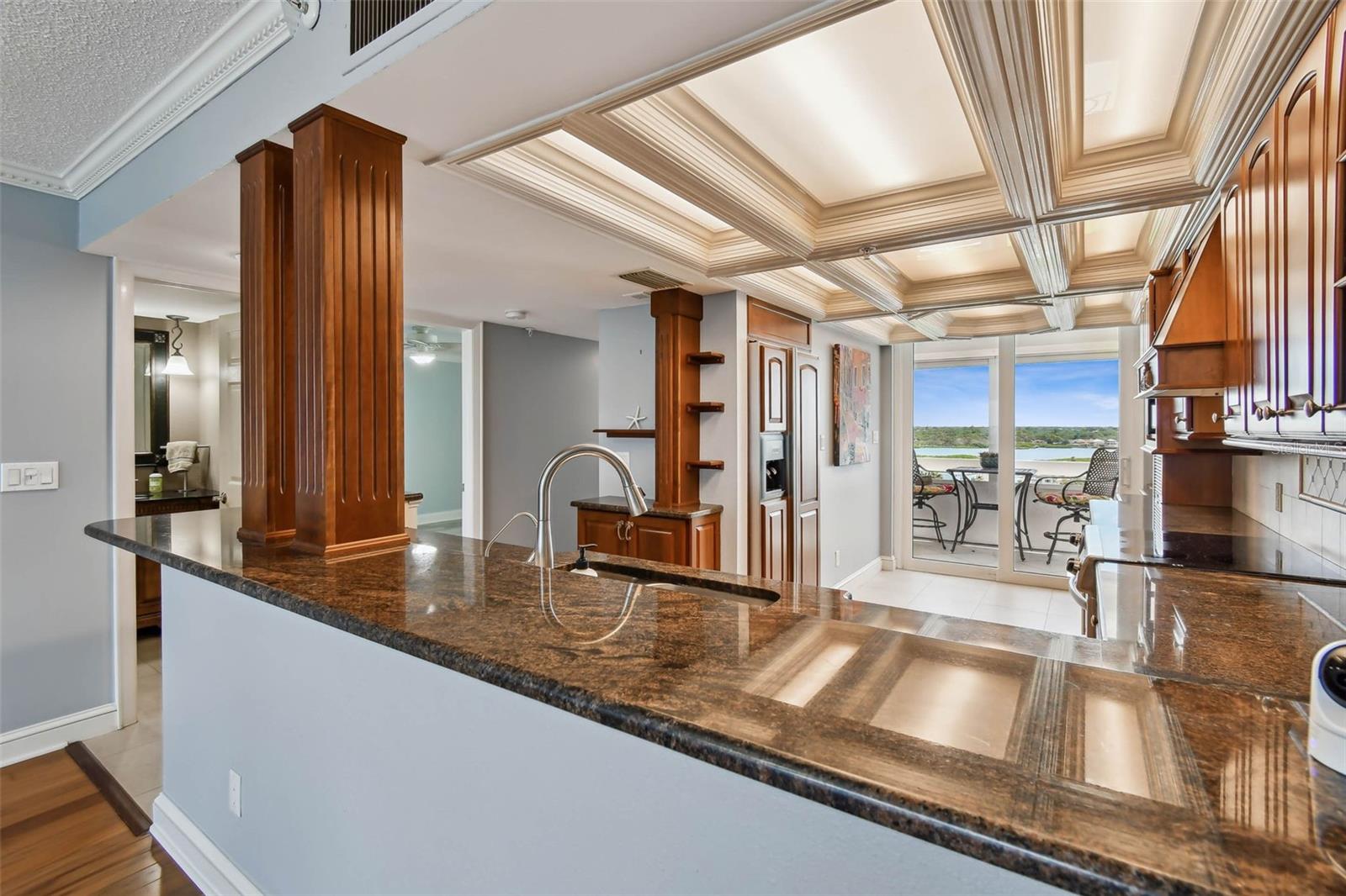 REDINGTON TOWERS 1 CONDO - Residential