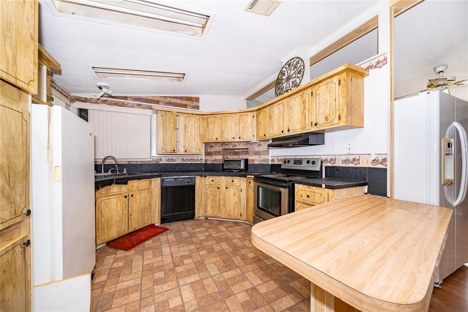 BROADMOOR - Residential