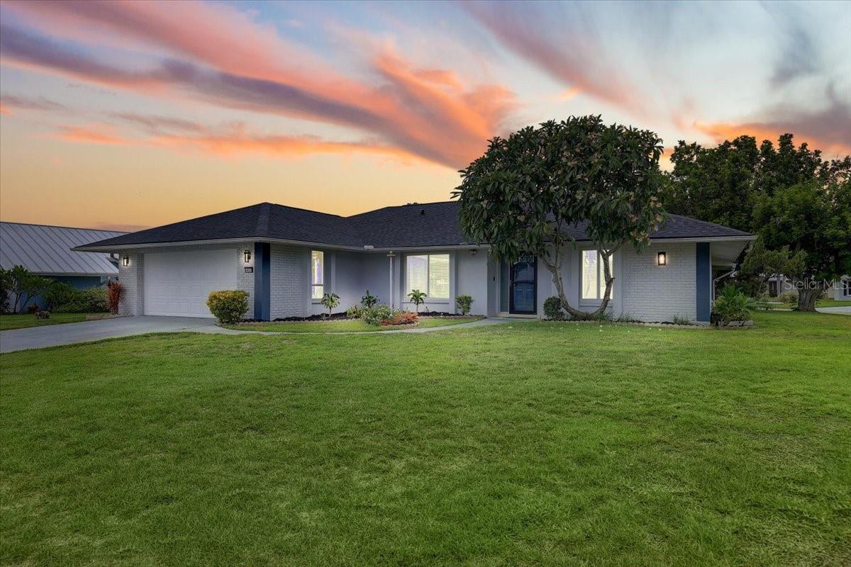 6627 HERITAGE LANE