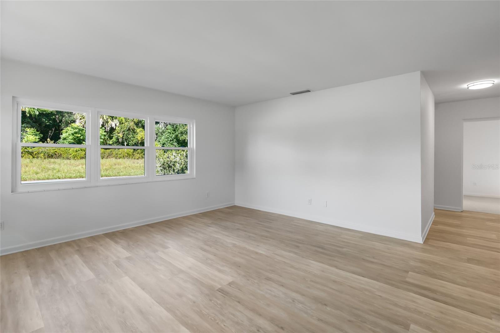 MINNEOLA HILLS - Residential