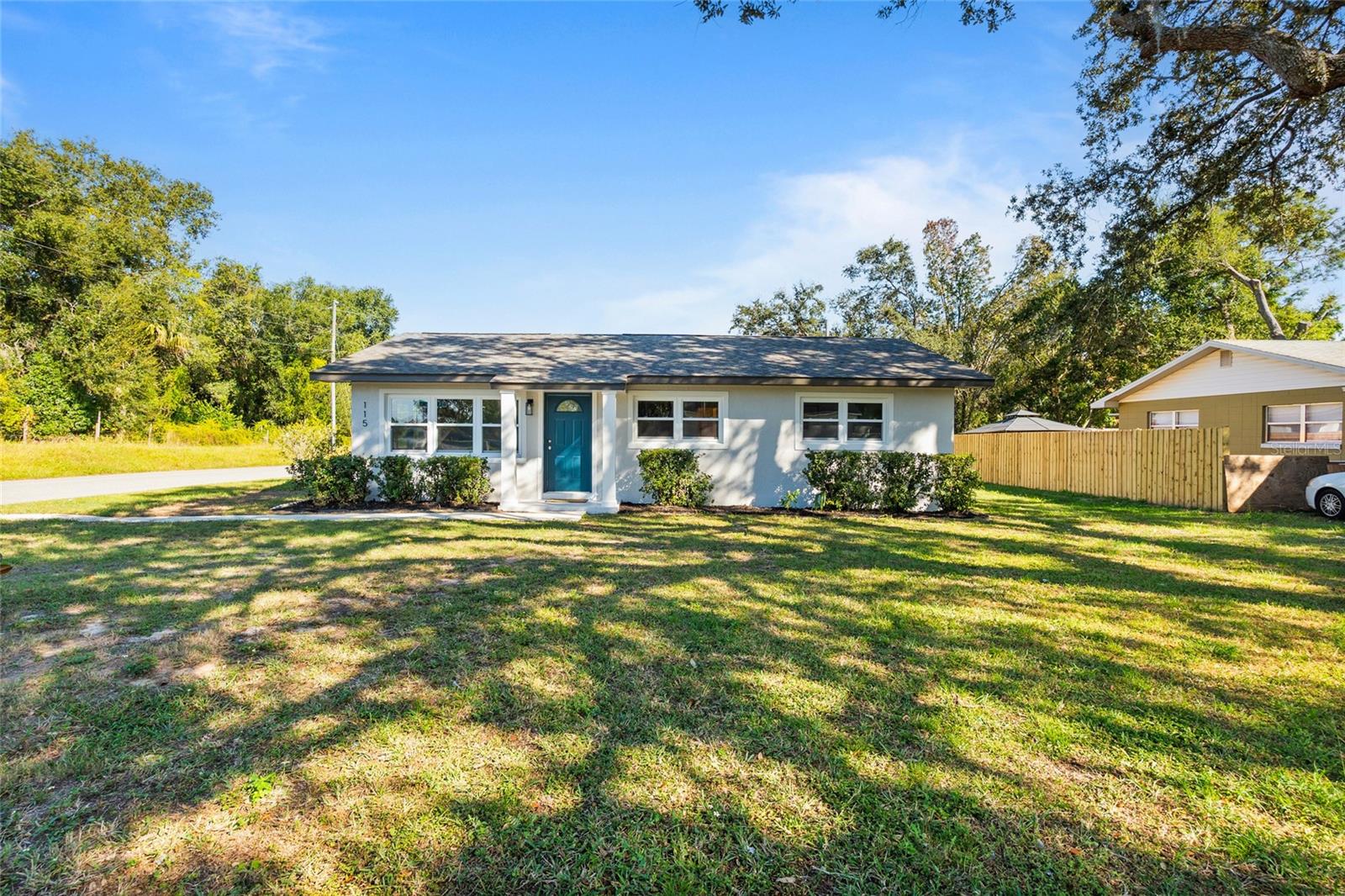 MINNEOLA HILLS - Residential