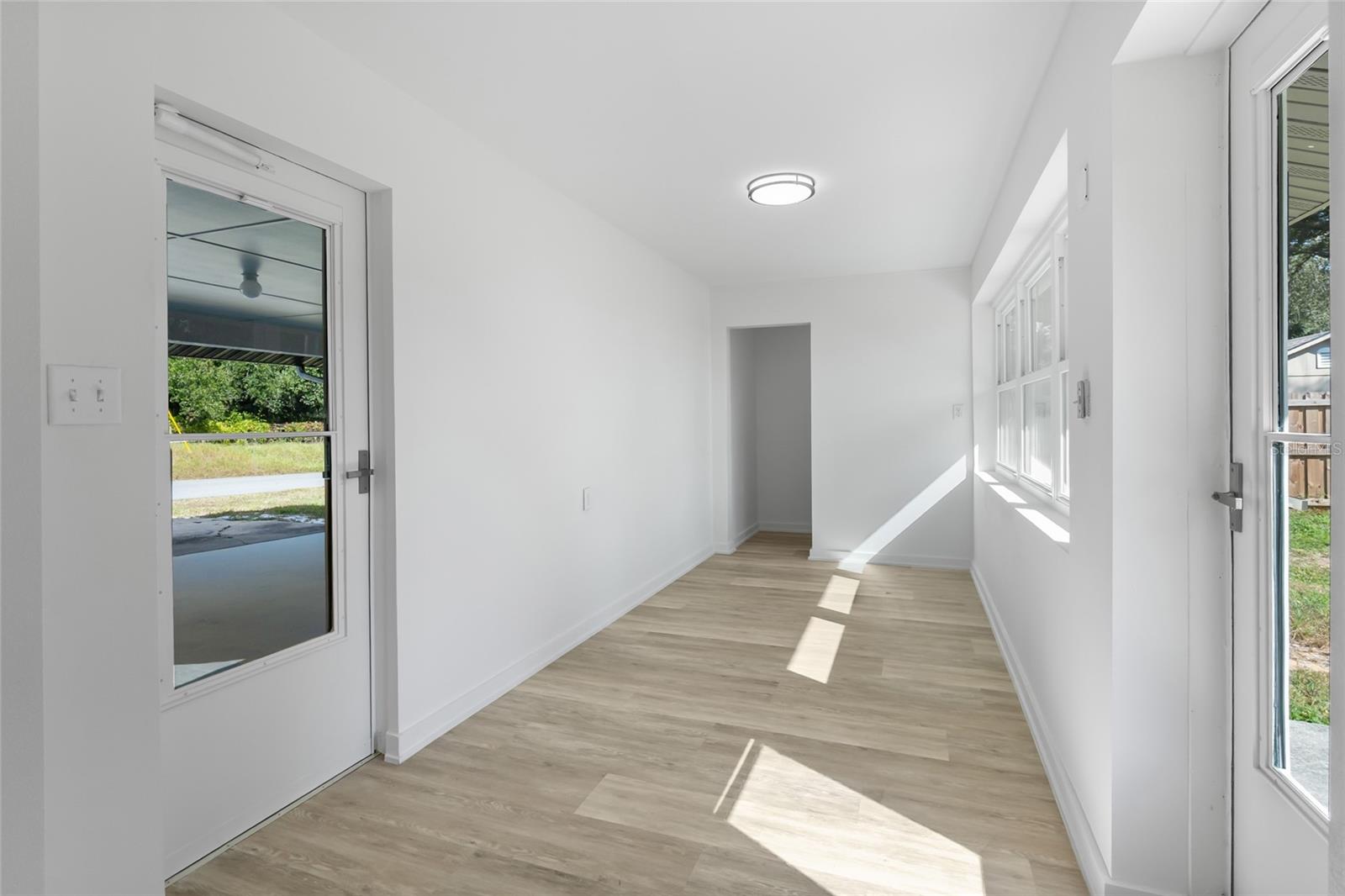 MINNEOLA HILLS - Residential