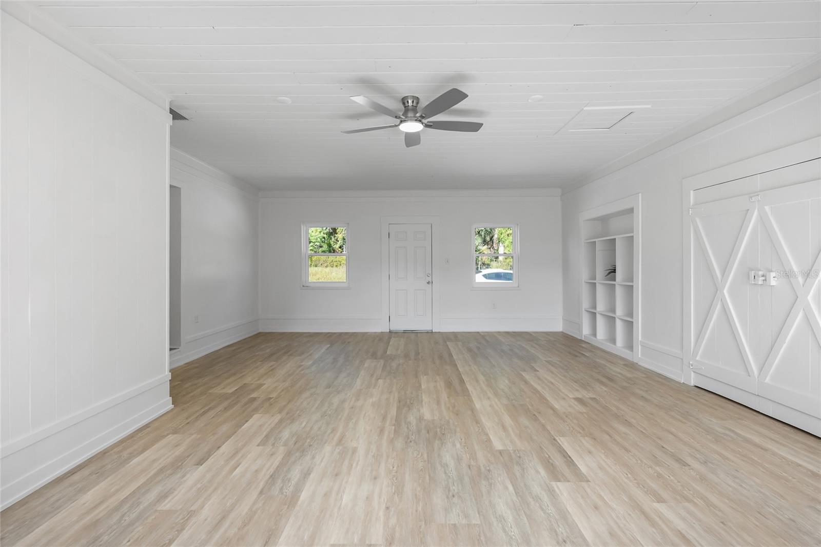 MINNEOLA HILLS - Residential