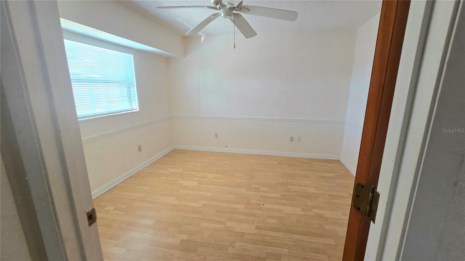 VENICE EDGEWOOD SEC OF - Commercial Lease