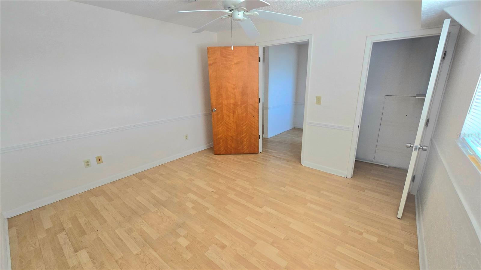 VENICE EDGEWOOD SEC OF - Commercial Lease