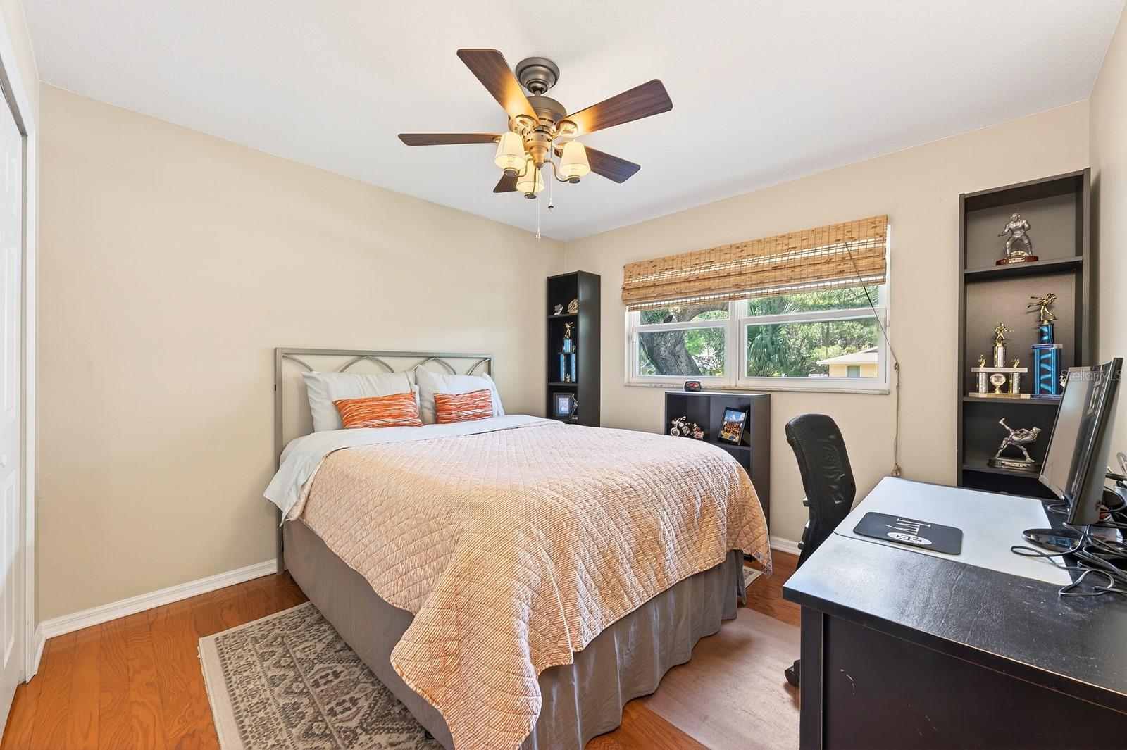 MEAD MANOR UNIT 4 - Residential