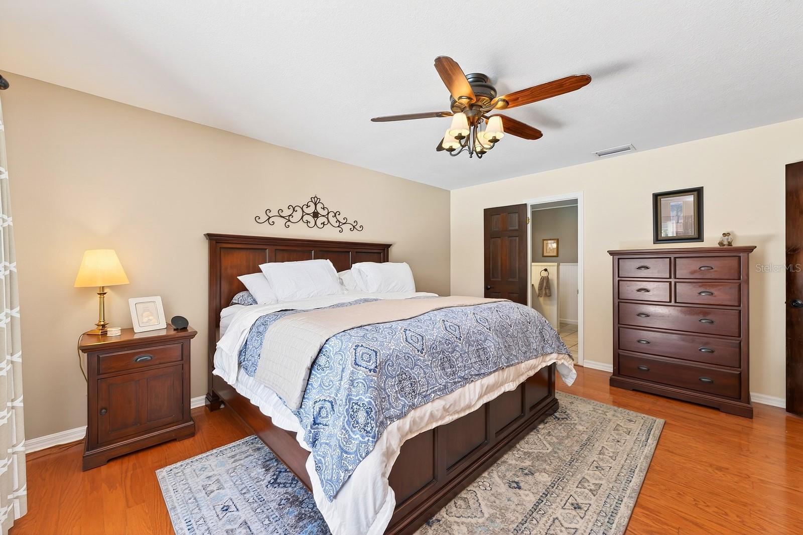 MEAD MANOR UNIT 4 - Residential