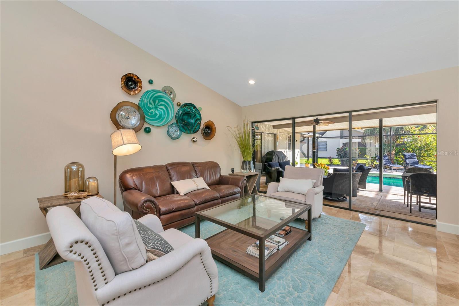 SOUTHBAY YACHT & RACQUET CLUB - Residential