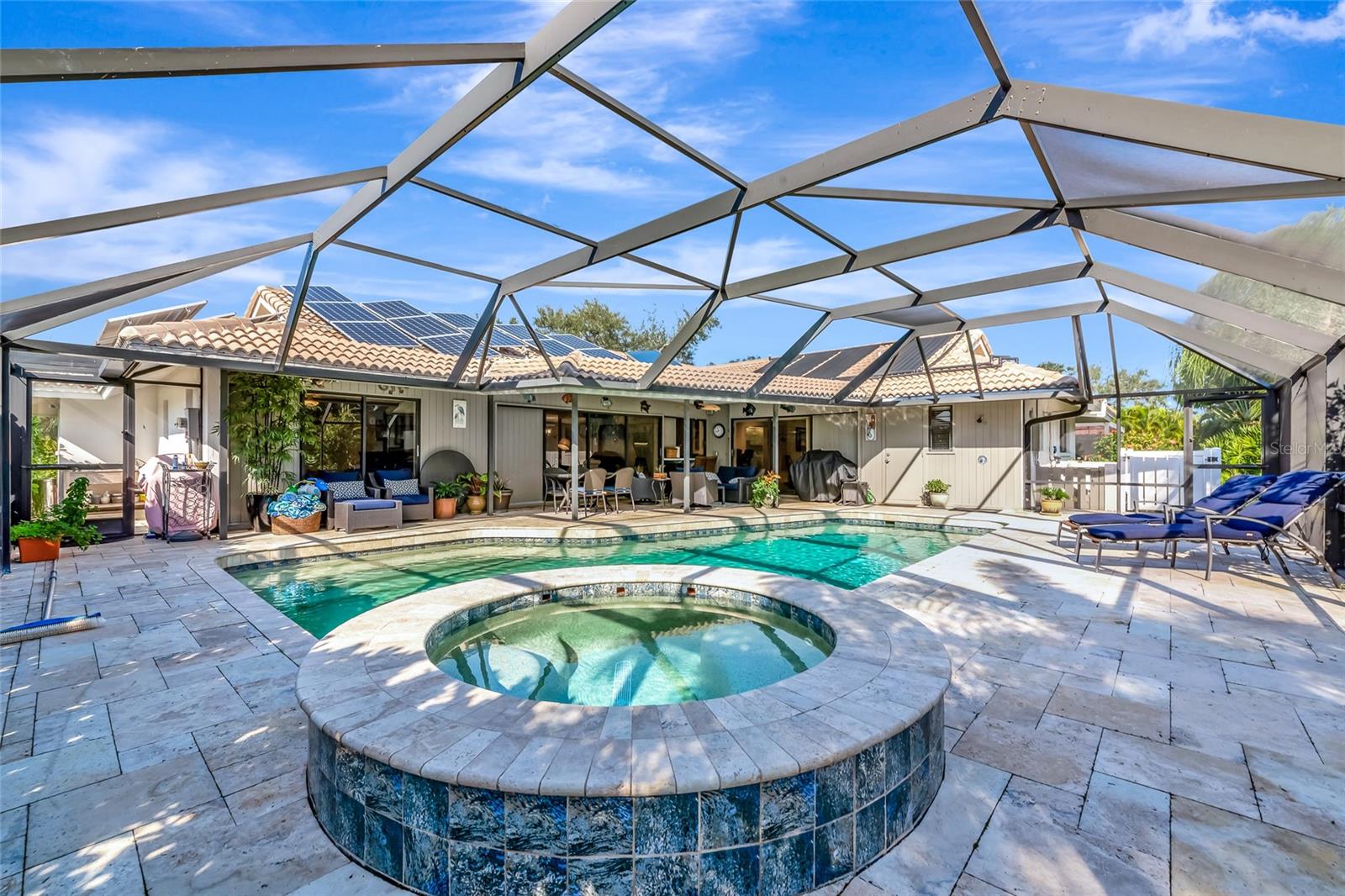 SOUTHBAY YACHT & RACQUET CLUB - Residential