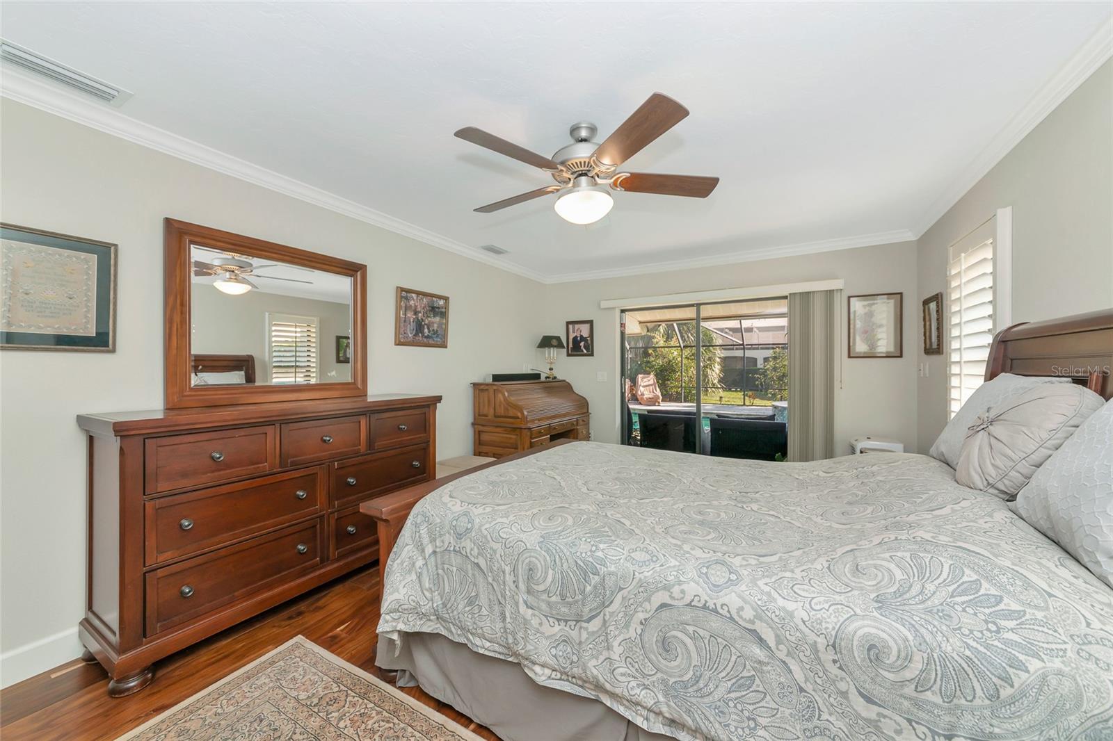 SOUTHBAY YACHT & RACQUET CLUB - Residential