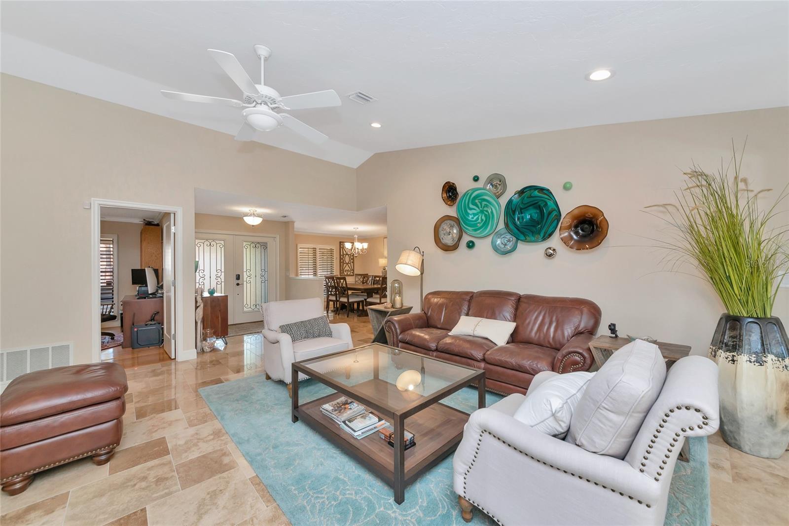 SOUTHBAY YACHT & RACQUET CLUB - Residential