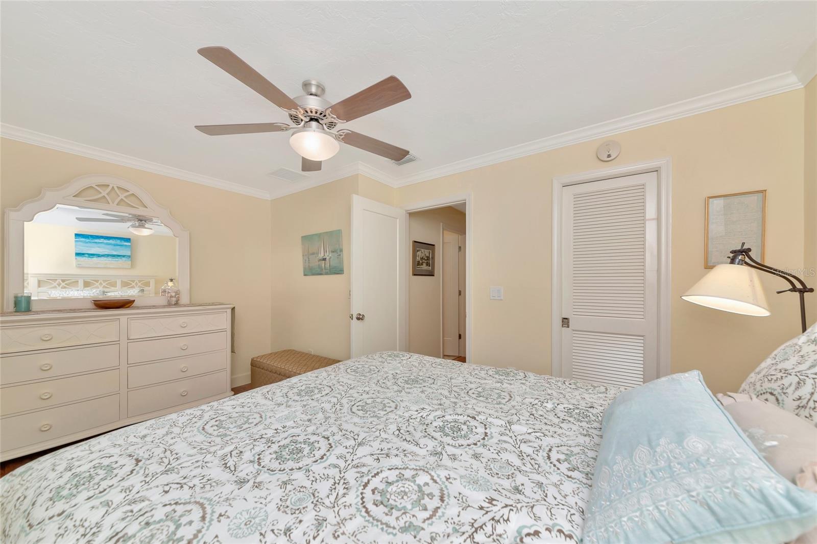 SOUTHBAY YACHT & RACQUET CLUB - Residential