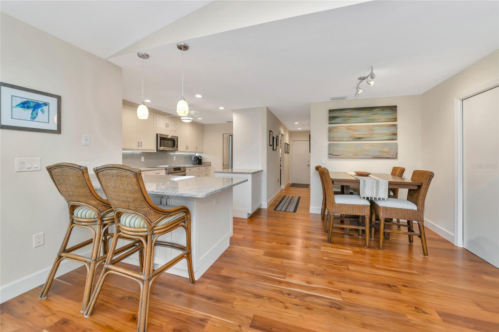 SOUTHBAY YACHT & RACQUET CLUB - Residential