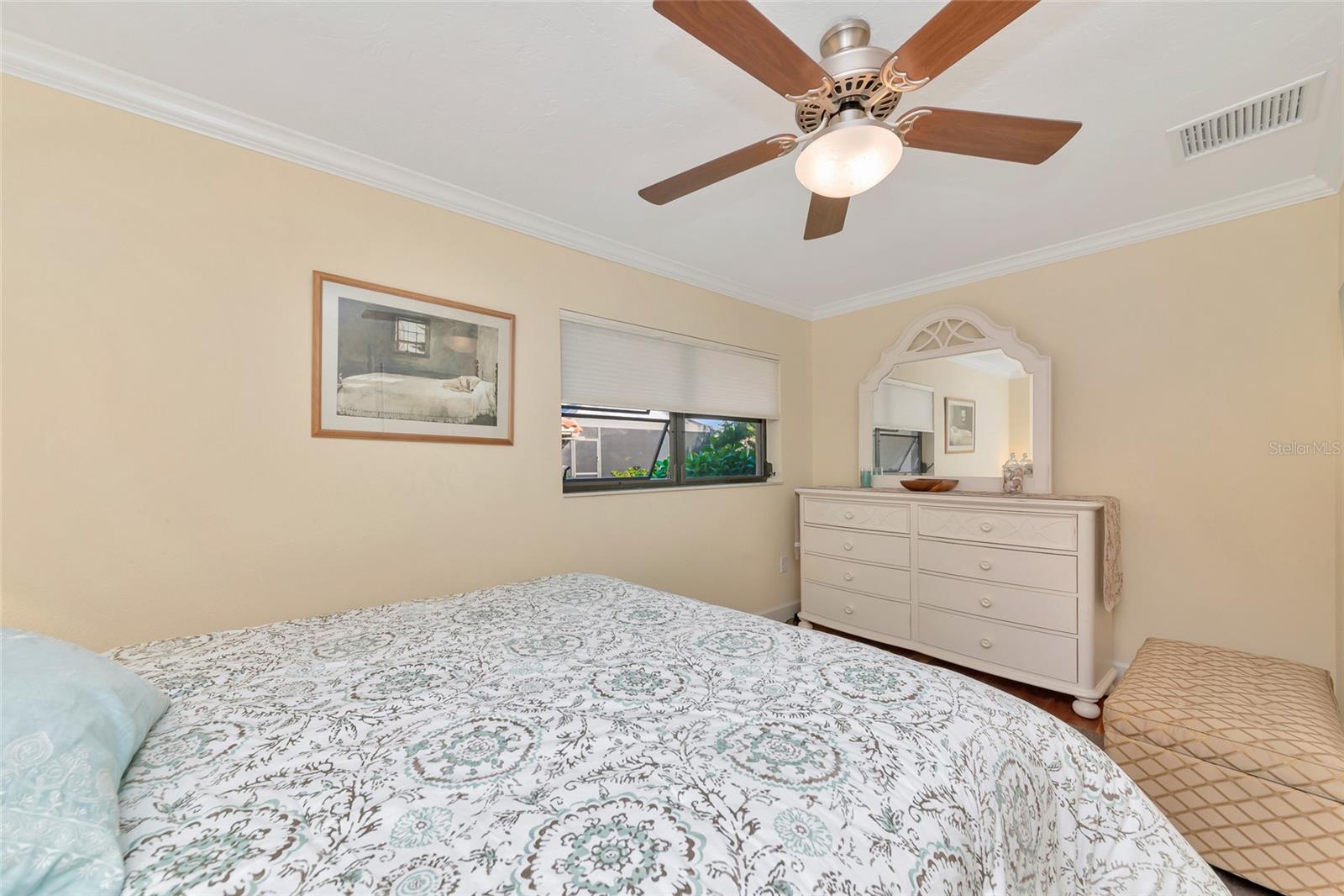 SOUTHBAY YACHT & RACQUET CLUB - Residential