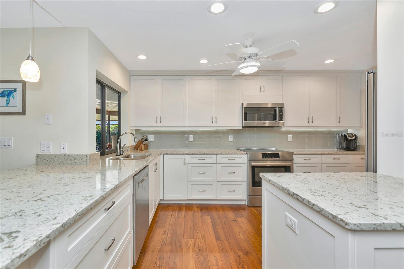 SOUTHBAY YACHT & RACQUET CLUB - Residential