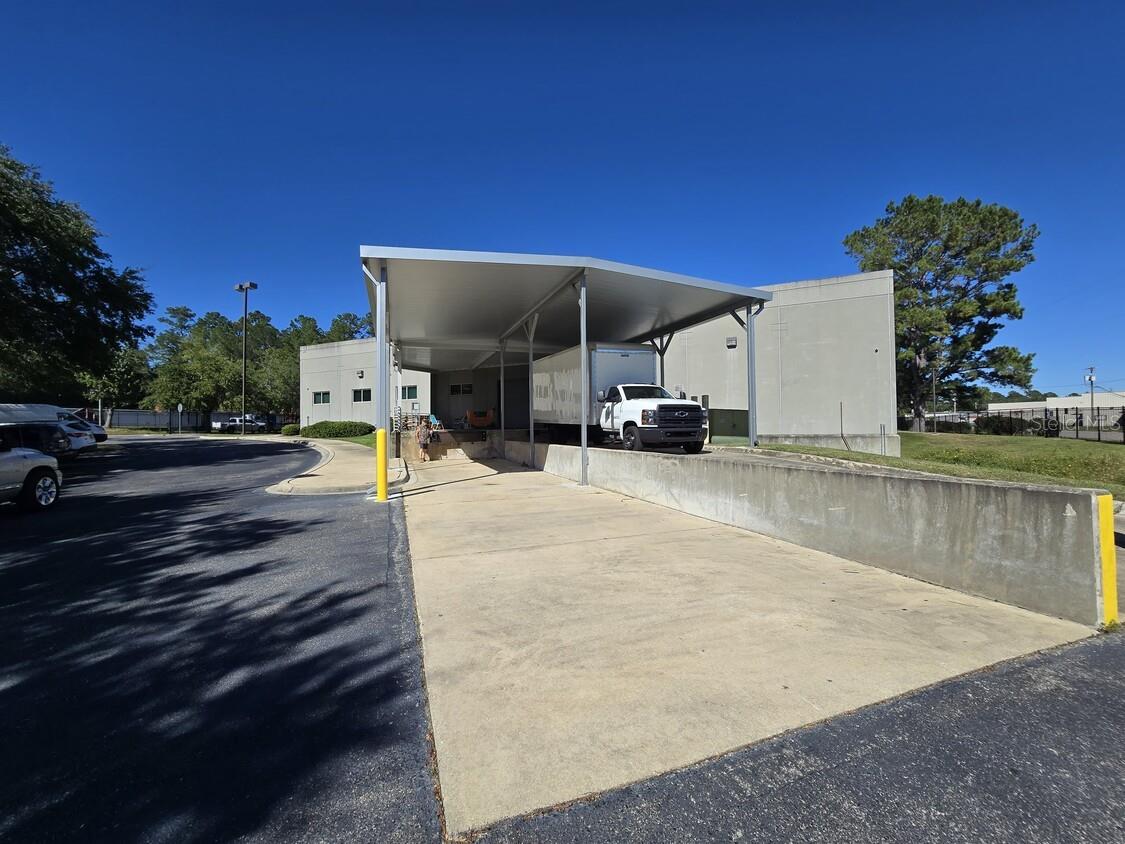 TENNESSEE CAPITAL CENTER - Commercial Sale