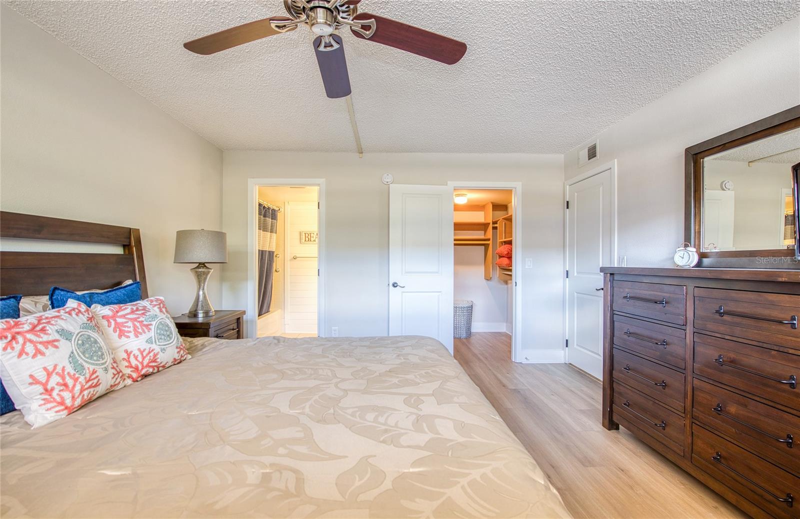 BAY ISLAND GROUP 5 - Residential