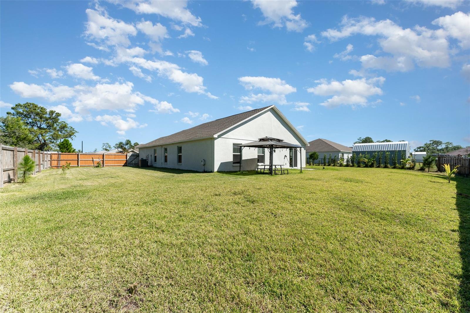 SUN N LAKE - Residential