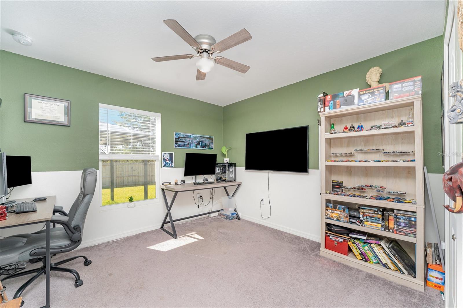 SUN N LAKE - Residential