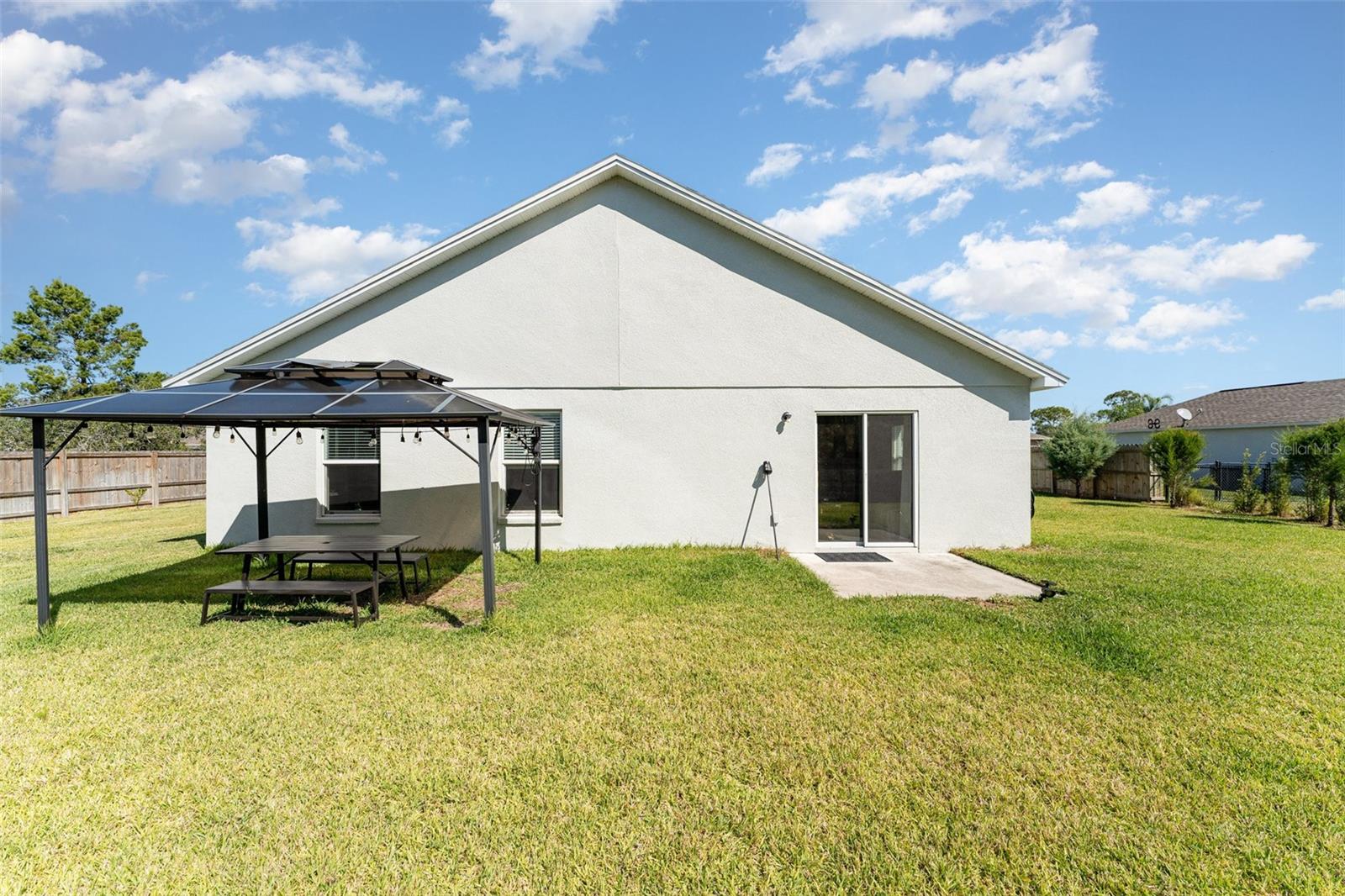 SUN N LAKE - Residential