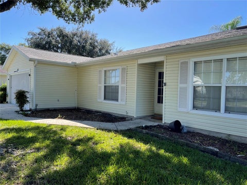 Photo of 5070 El Destino Drive, Leesburg, FL 34748 (MLS # O6452945)