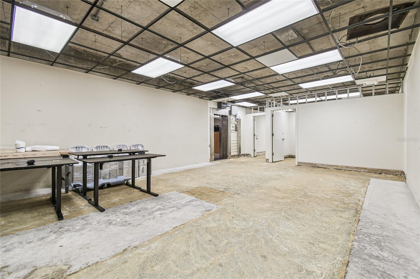 CITY ZEPHYRHILLS - Commercial Sale