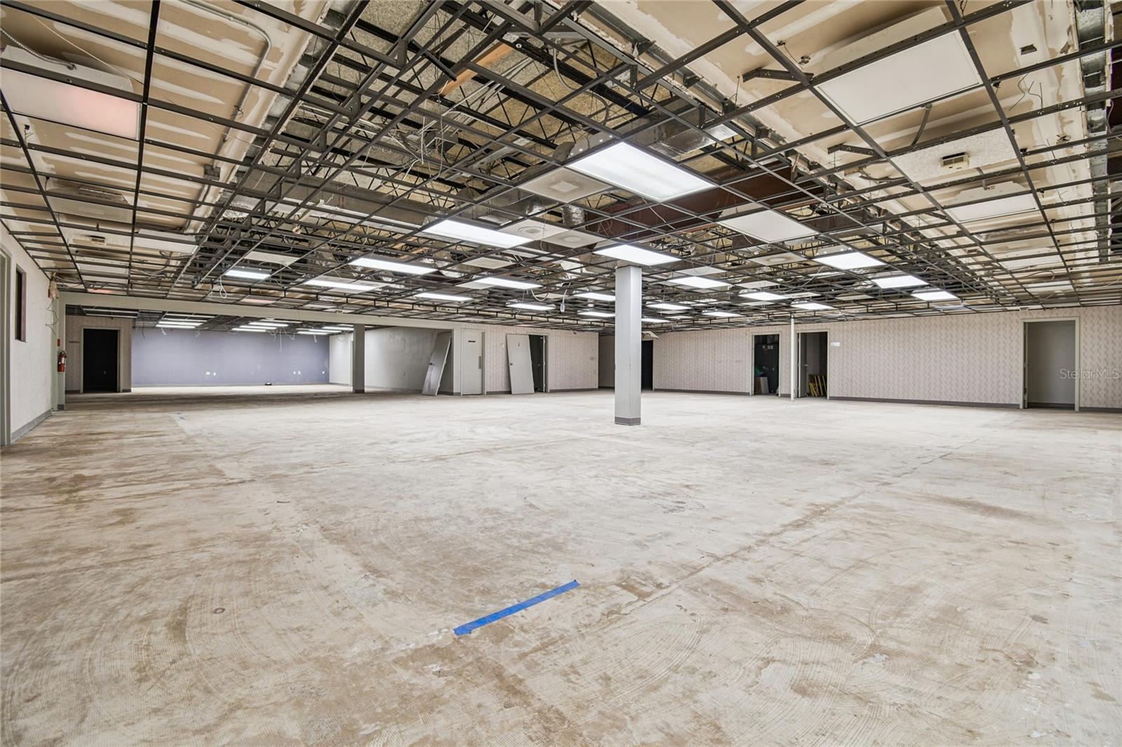 CITY ZEPHYRHILLS - Commercial Sale