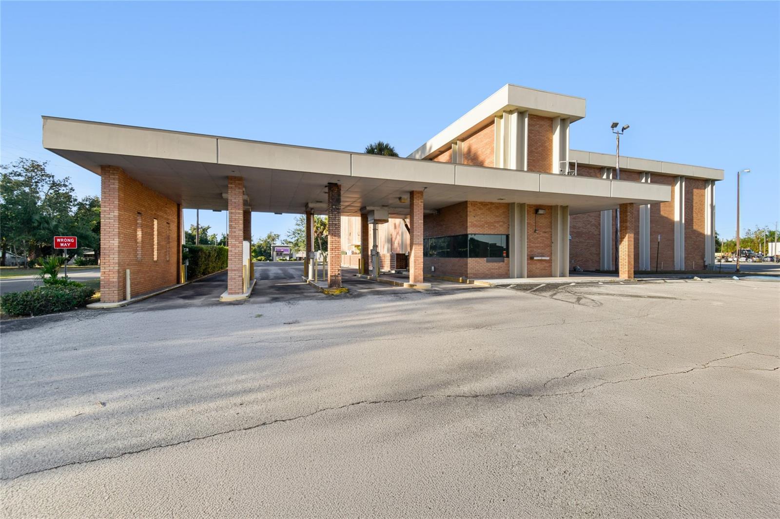 CITY ZEPHYRHILLS - Commercial Sale