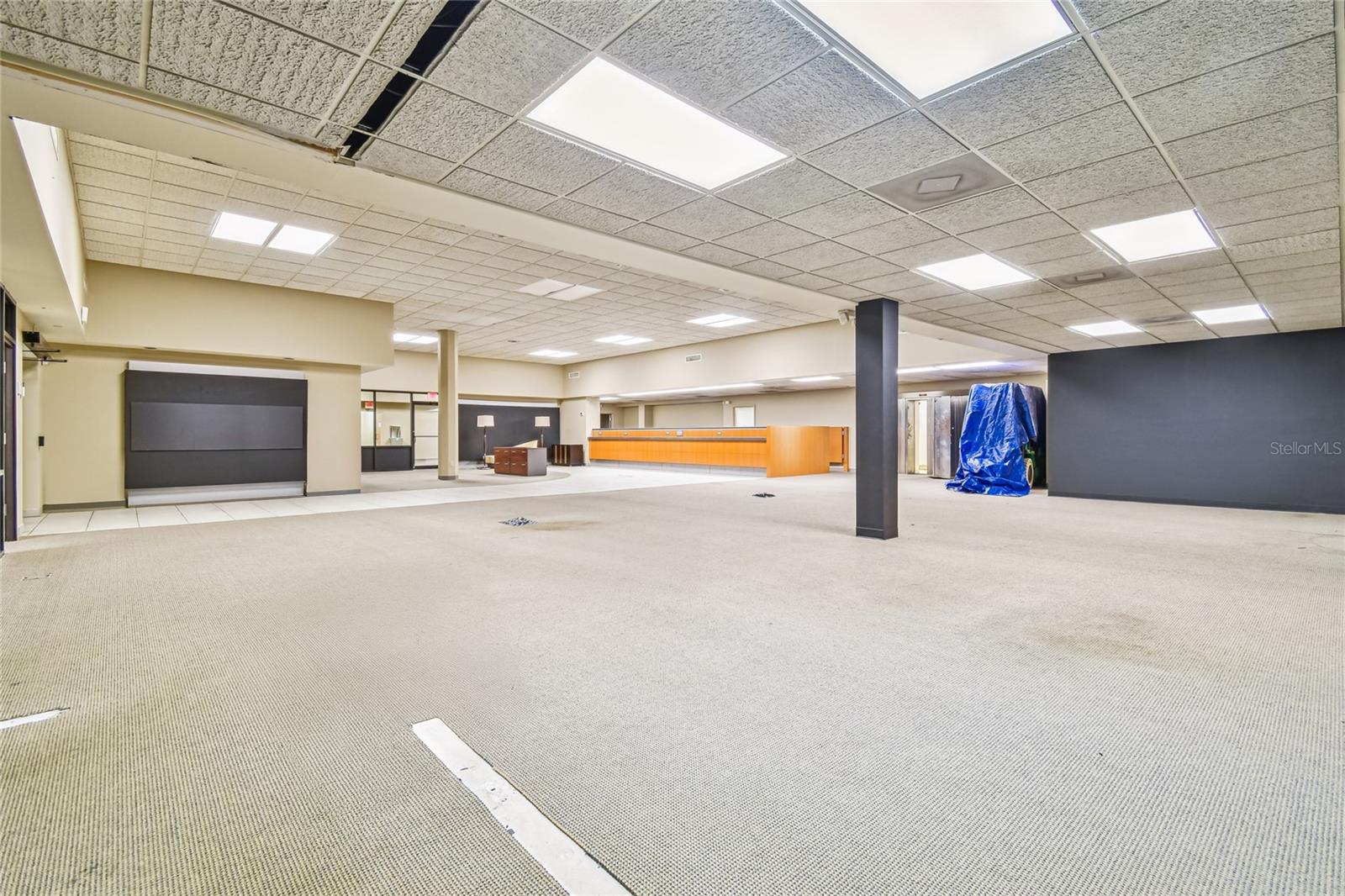 CITY ZEPHYRHILLS - Commercial Sale