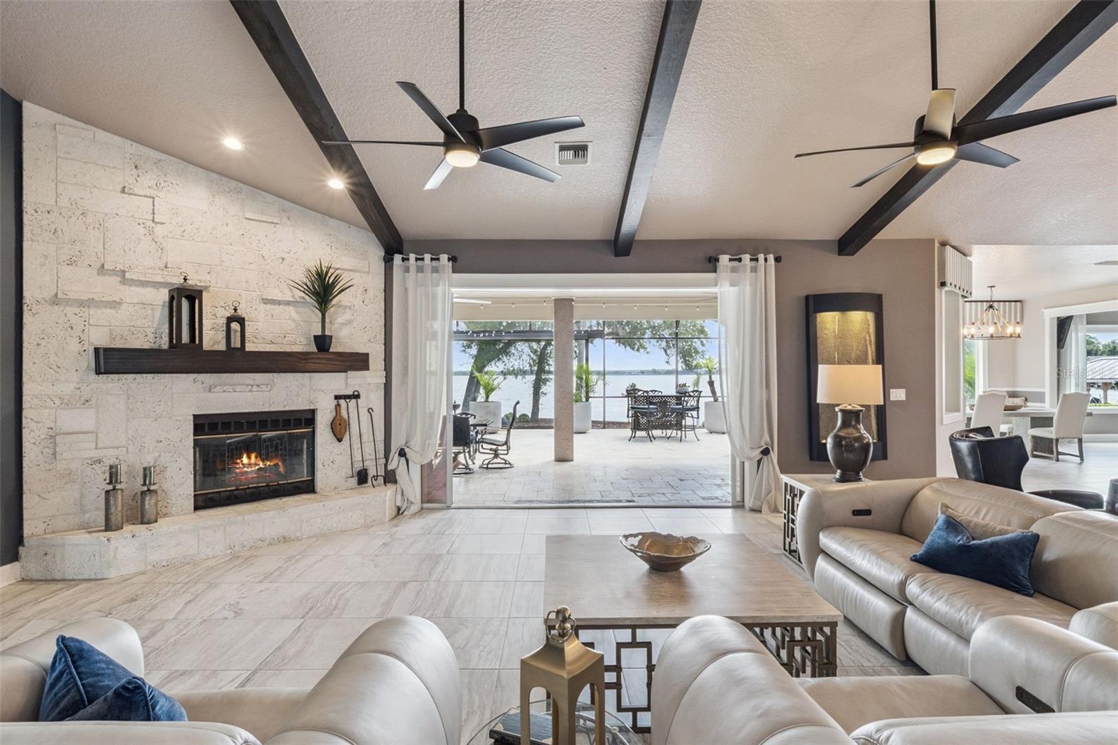 SQUIRREL POINT SUB - Residential