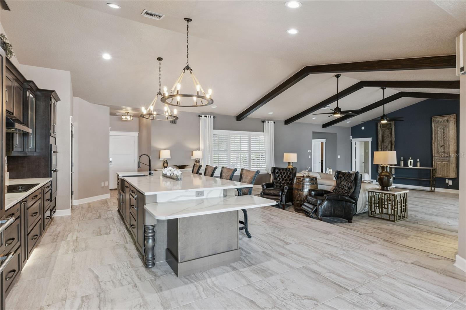 SQUIRREL POINT SUB - Residential