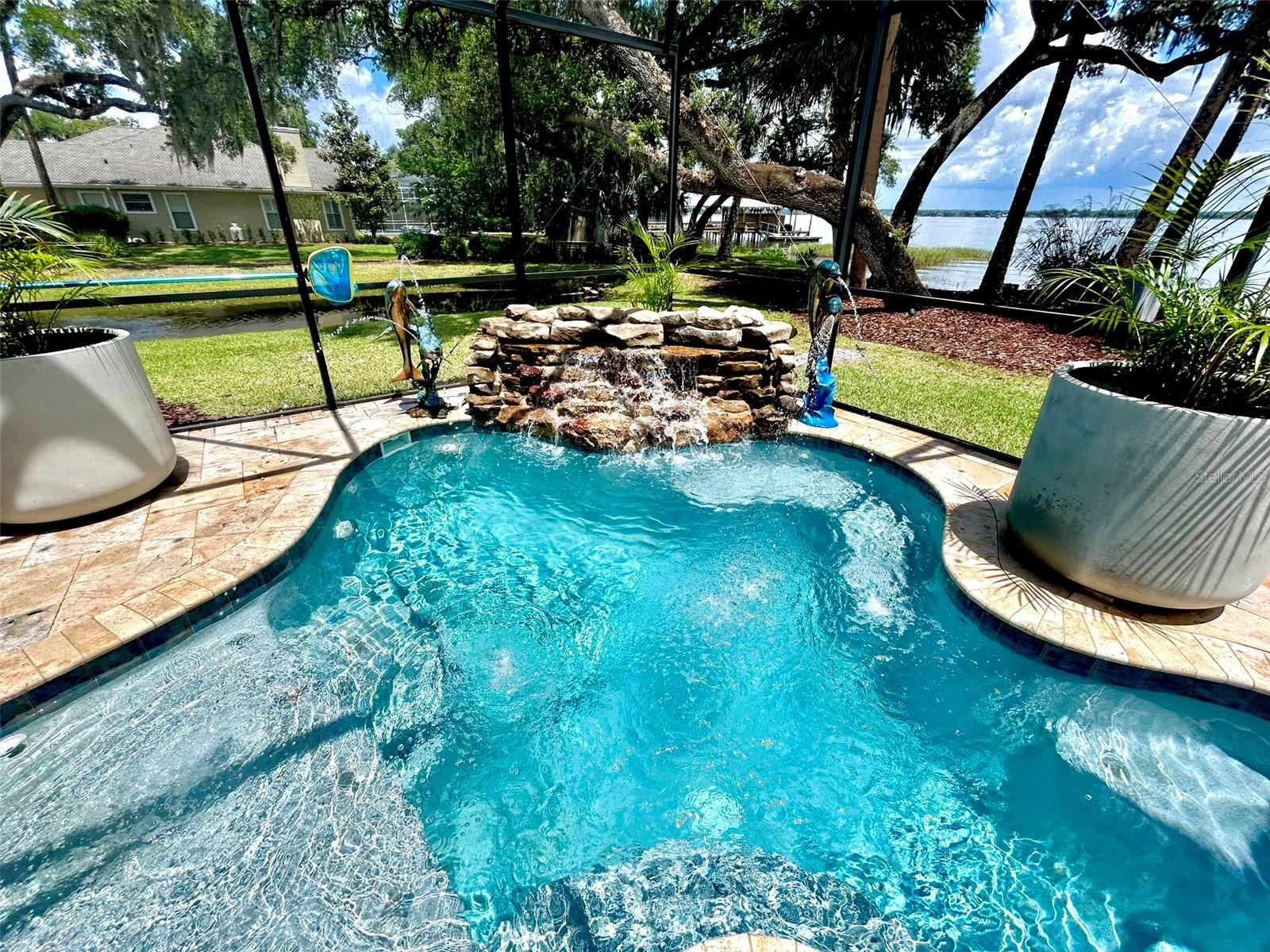 SQUIRREL POINT SUB - Residential