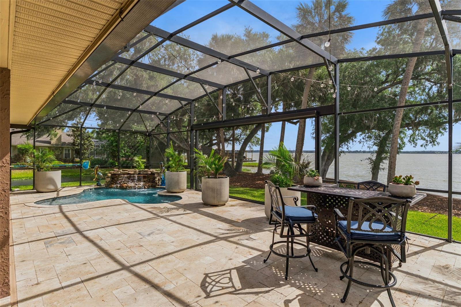 SQUIRREL POINT SUB - Residential