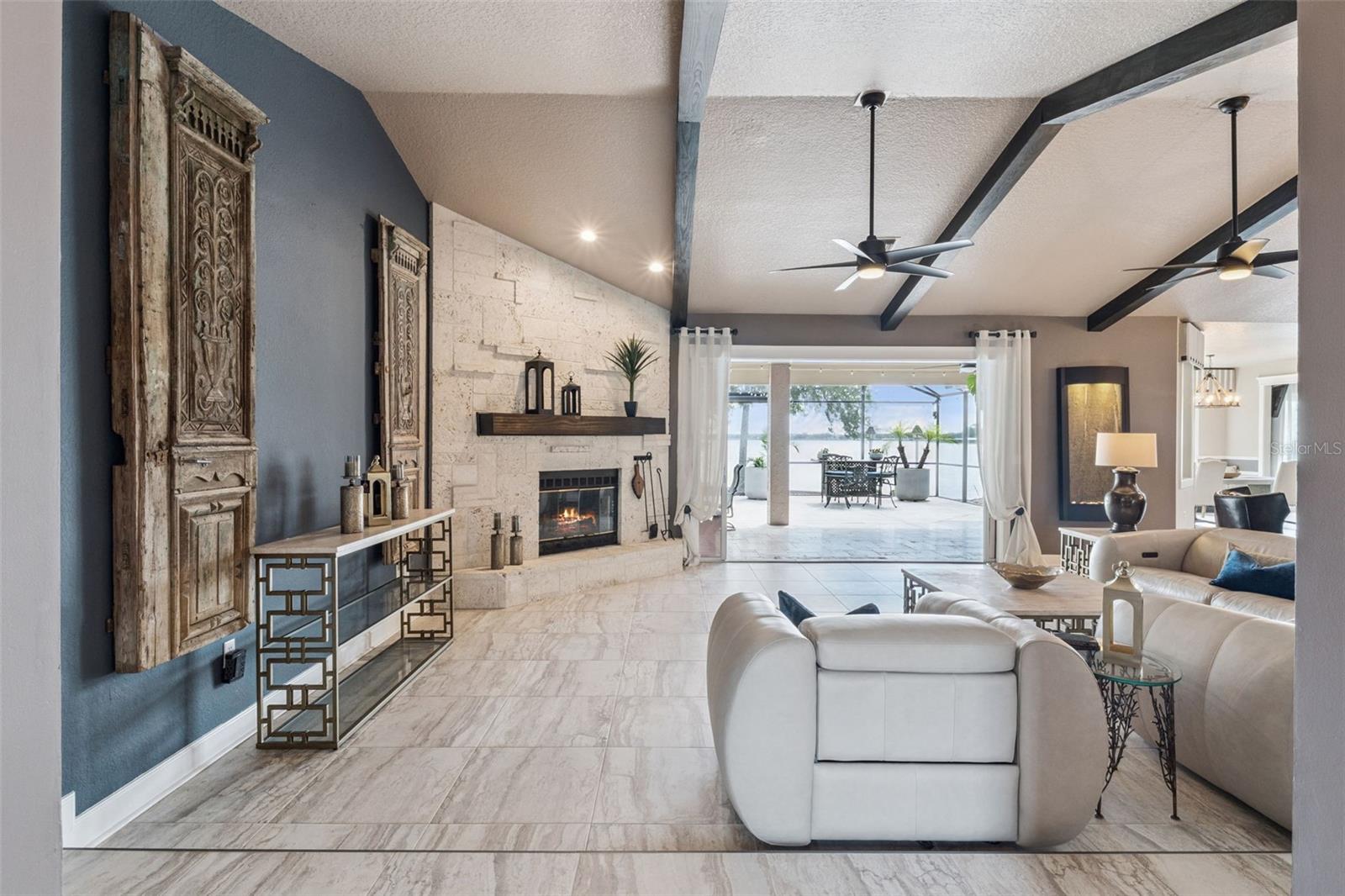 SQUIRREL POINT SUB - Residential