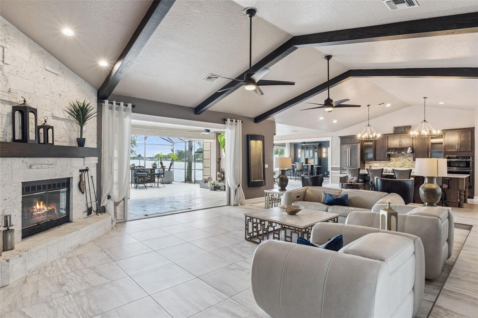 SQUIRREL POINT SUB - Residential